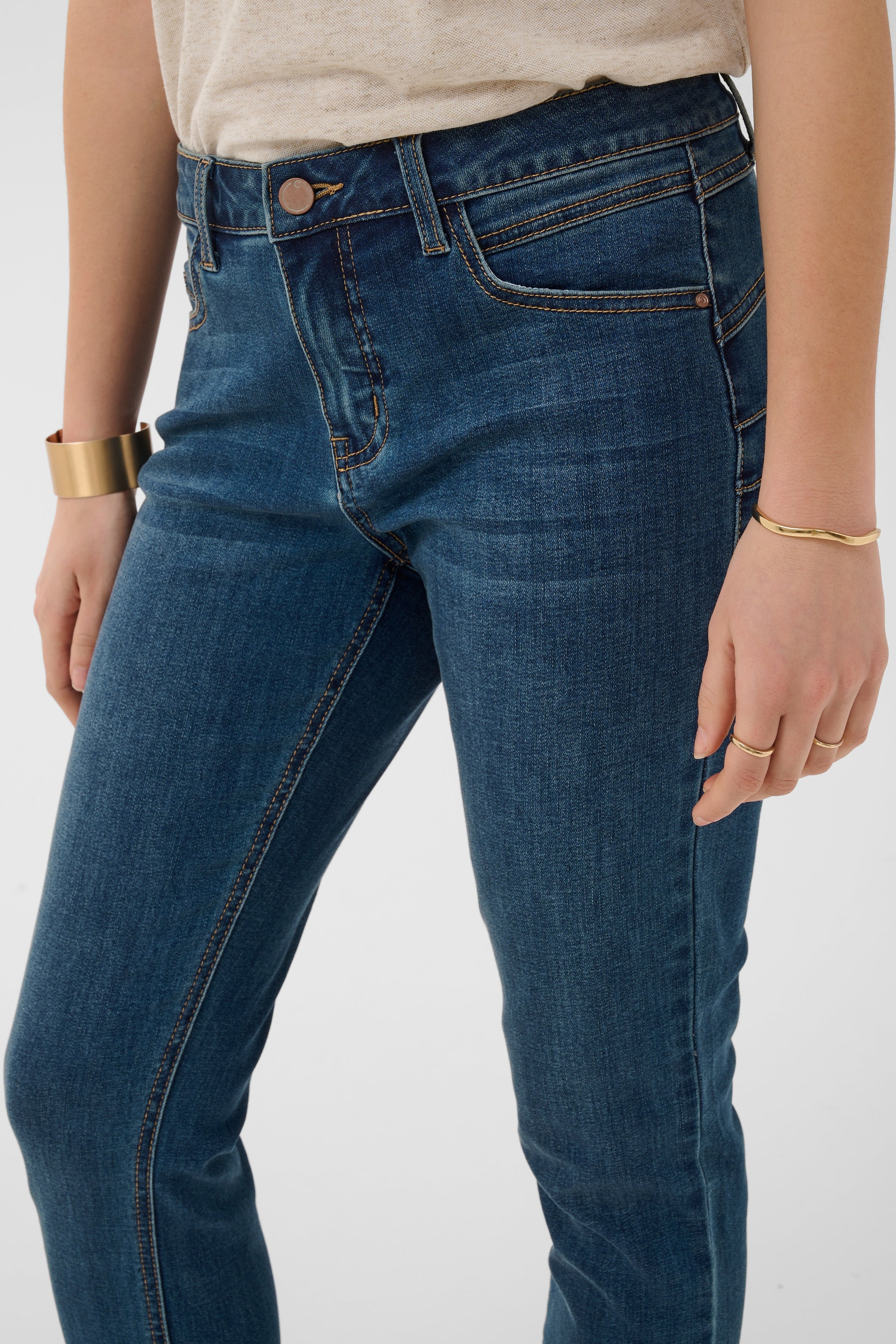 2026FW - Cream - Jeans - Josefine 7/8 - Shape Fit