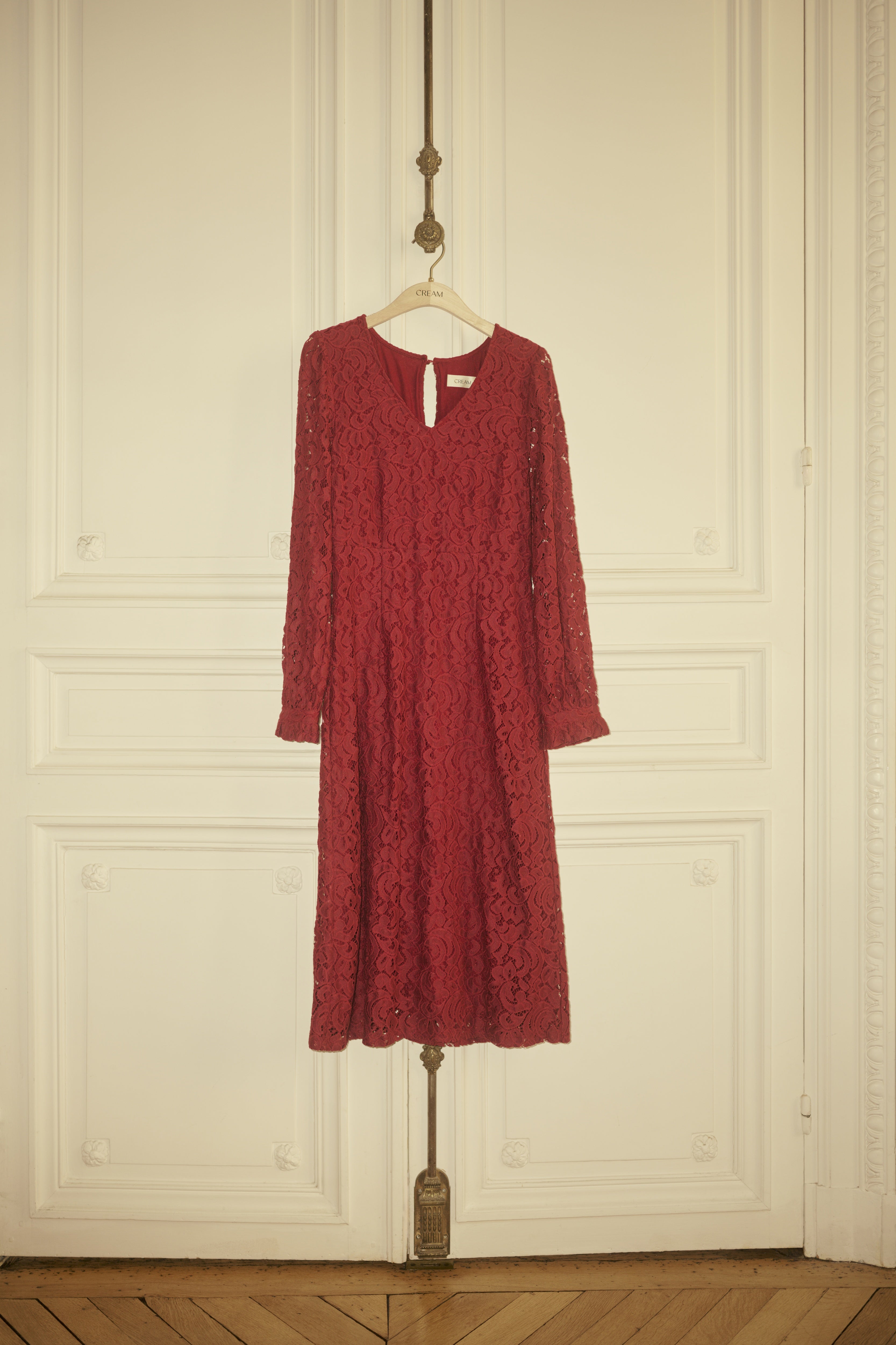 2025FW - Cream - Robe - Thit Ebana V Neck