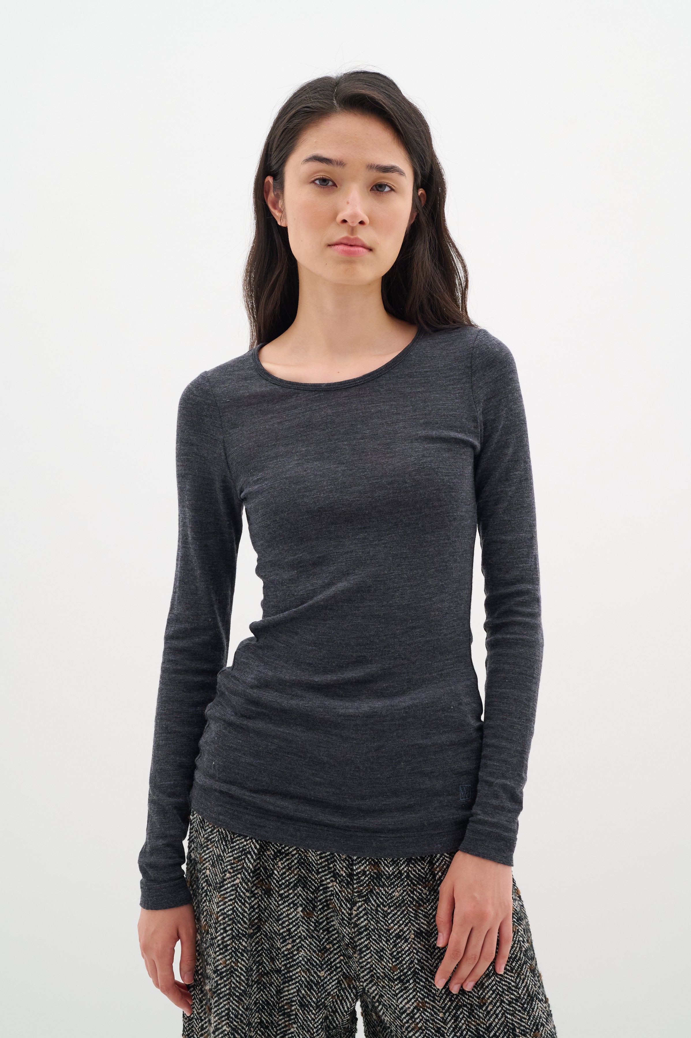 2026FW - In Wear - T-Shirt - Fang (Choix de 3 couleurs)