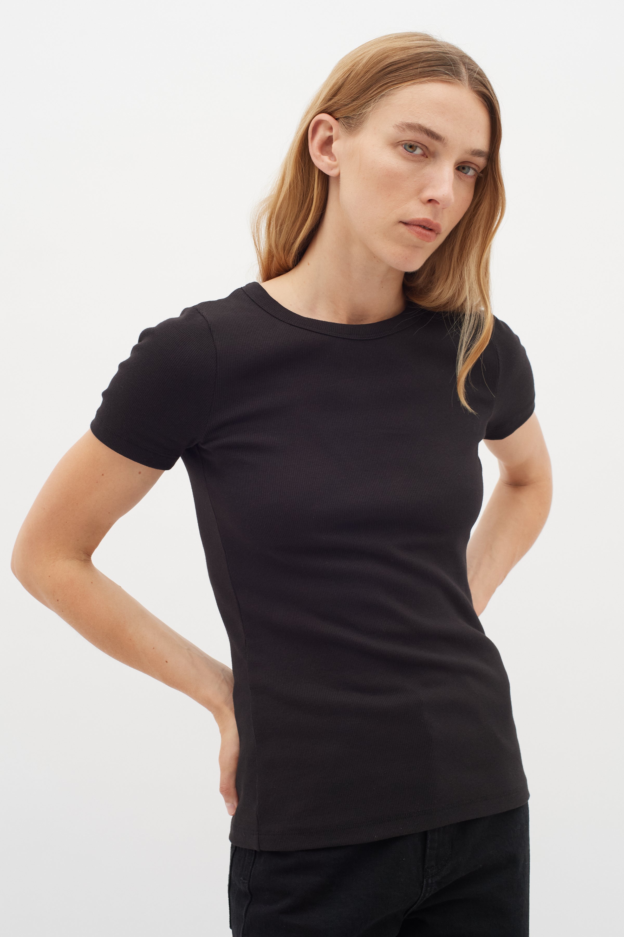 2025FW - In Wear - T-Shirt - Lolah (Choix de 2 couleurs)