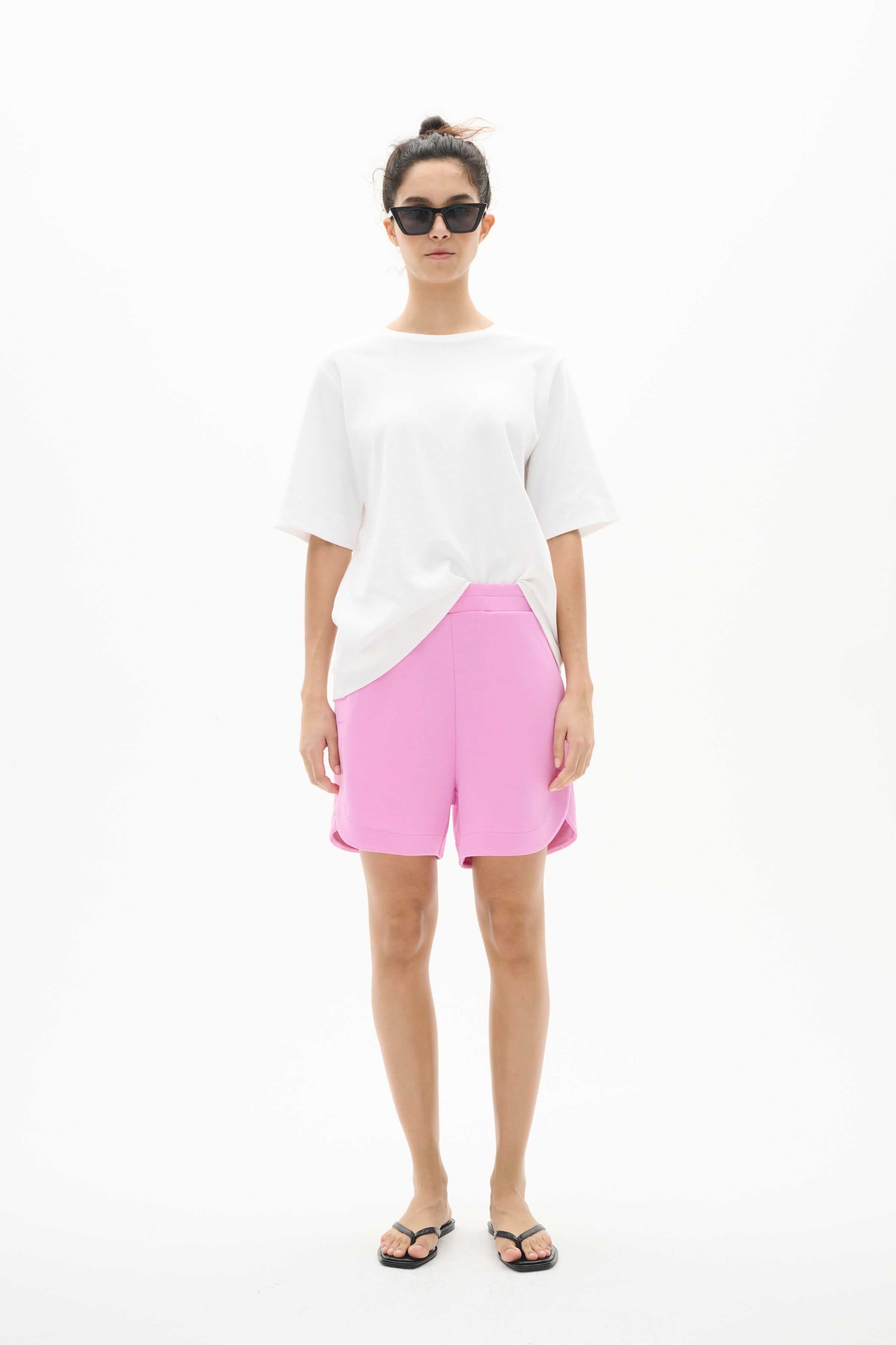2025SS - In Wear - Short - Hennieh Vincent