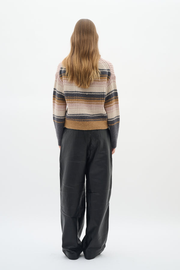 2025FW - In Wear - Pull - Garp