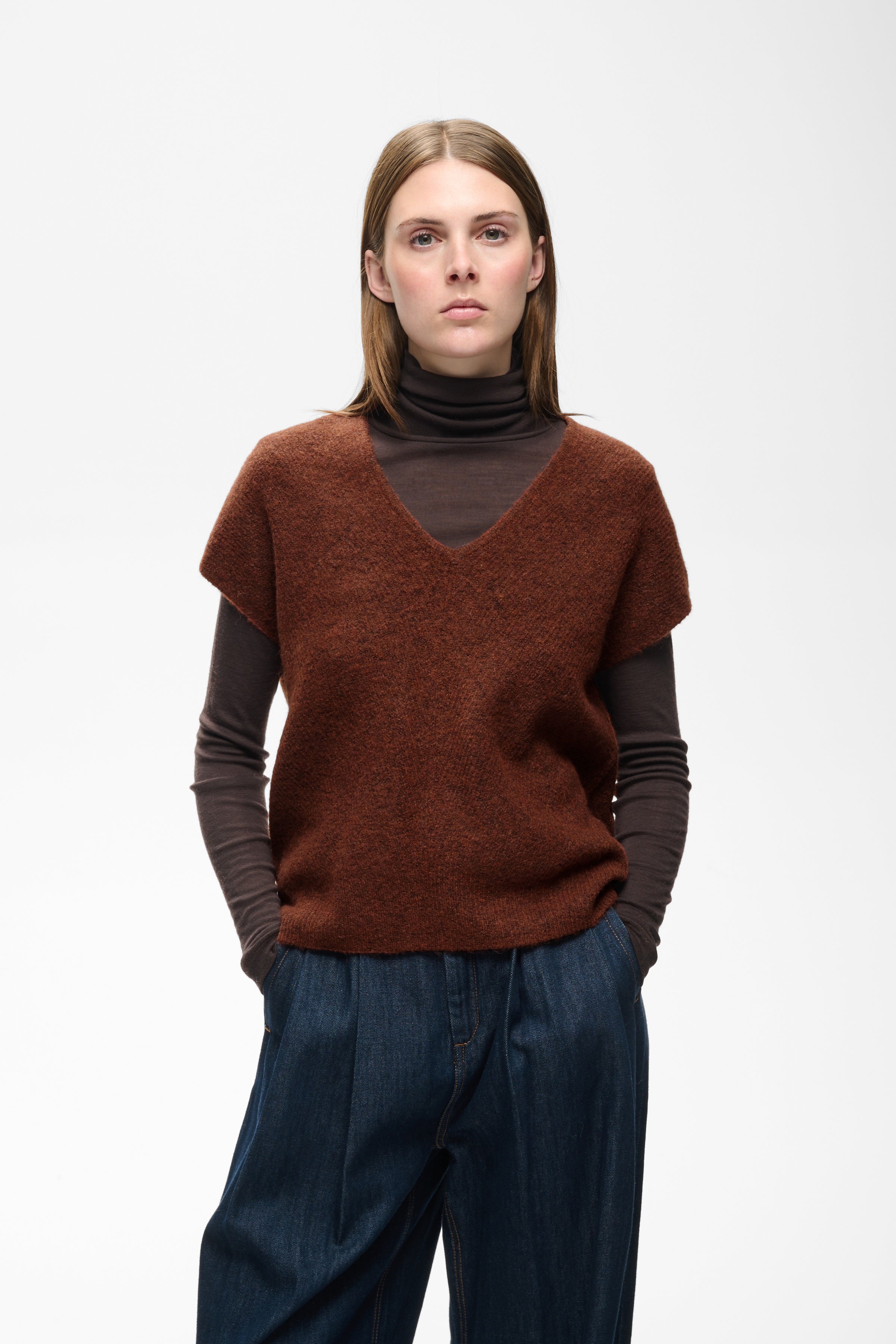 2026FW - In Wear - Chandail - GUNA (Choix de 2 couleurs)