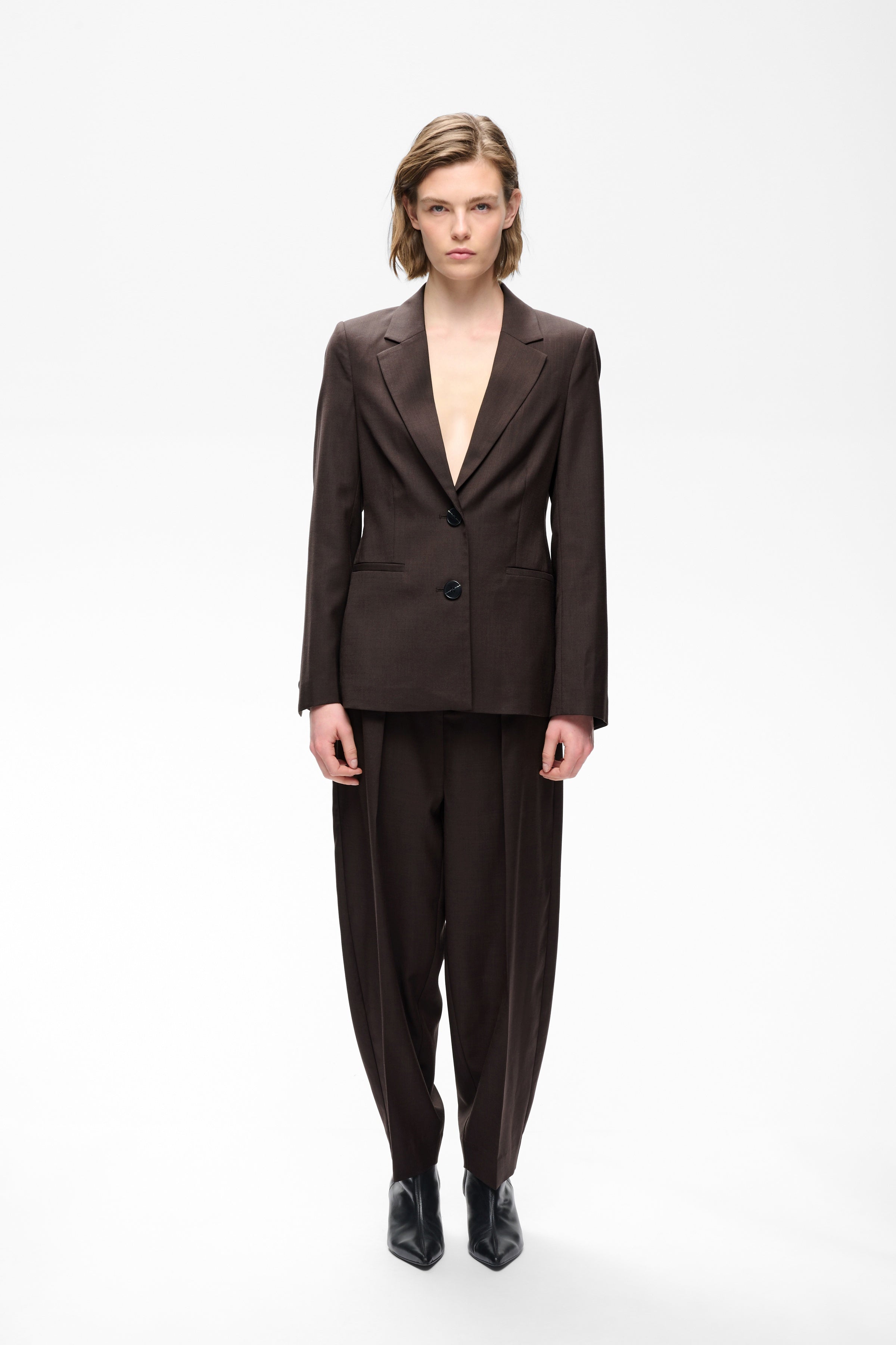 2026FW - In Wear - Veston - CADIE MEL CORE