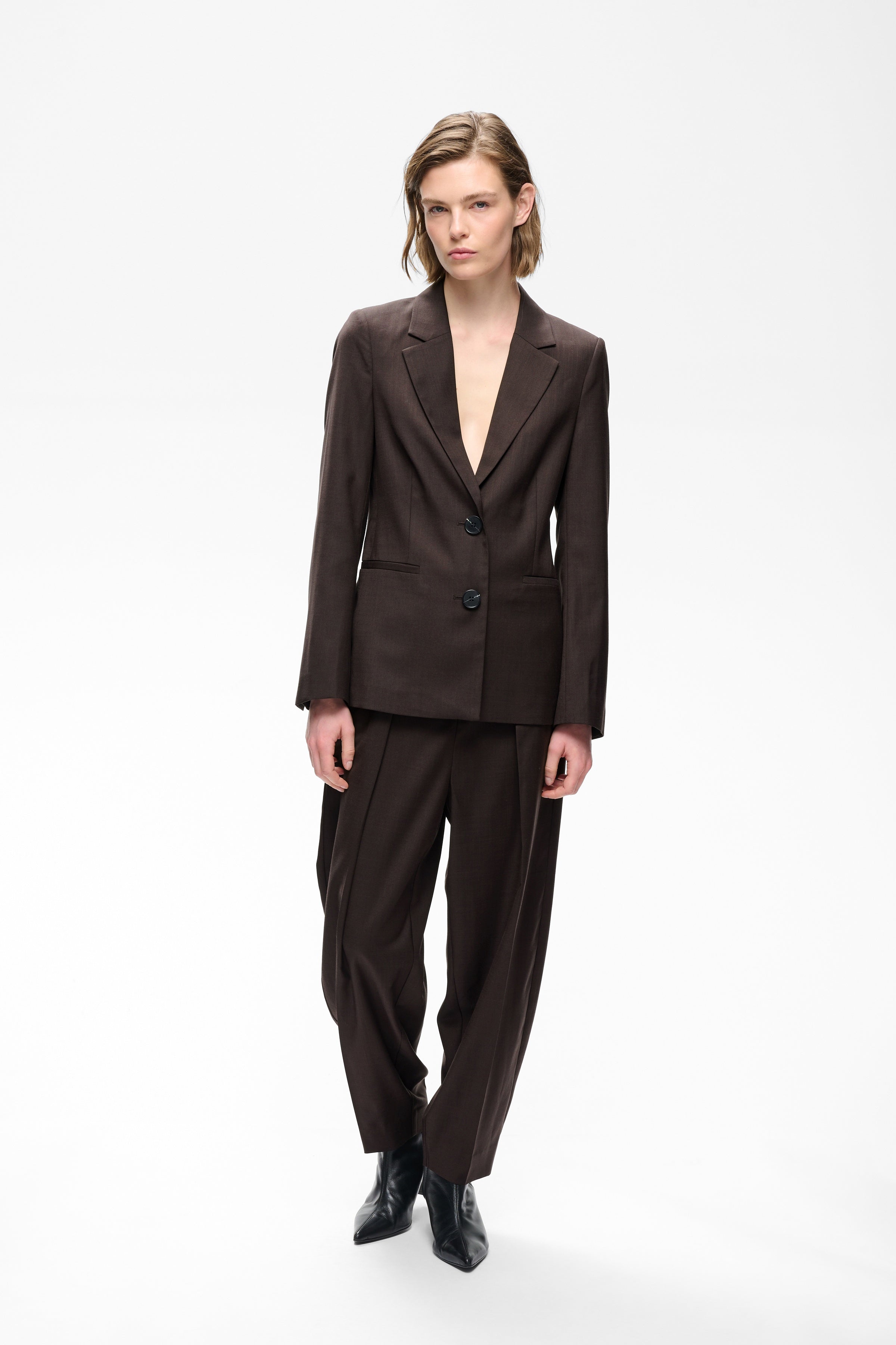 2026FW - In Wear - Veston - CADIE MEL CORE