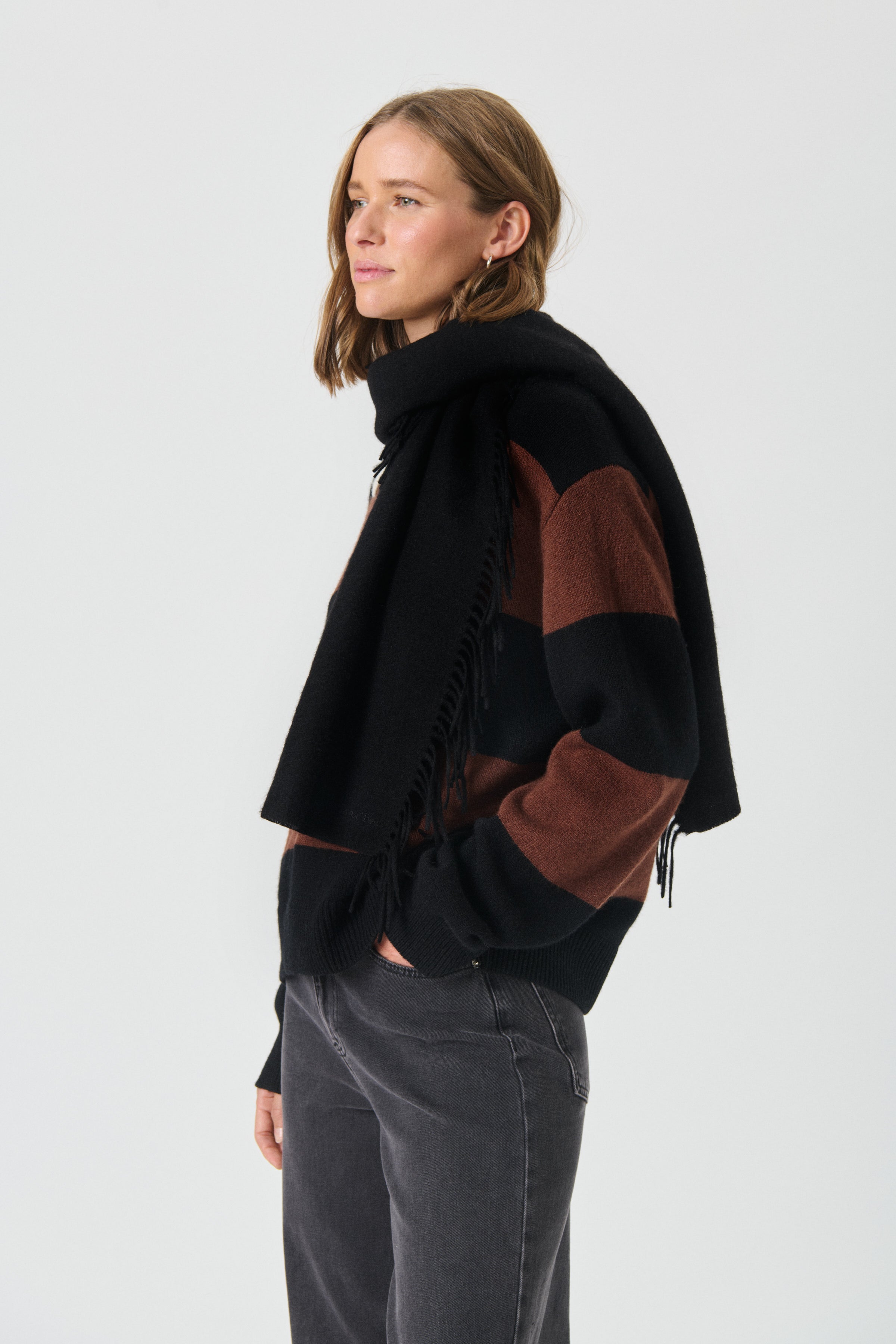 2025FW - Part Two - Foulard - Virinisa (Choix de 2 couleurs)