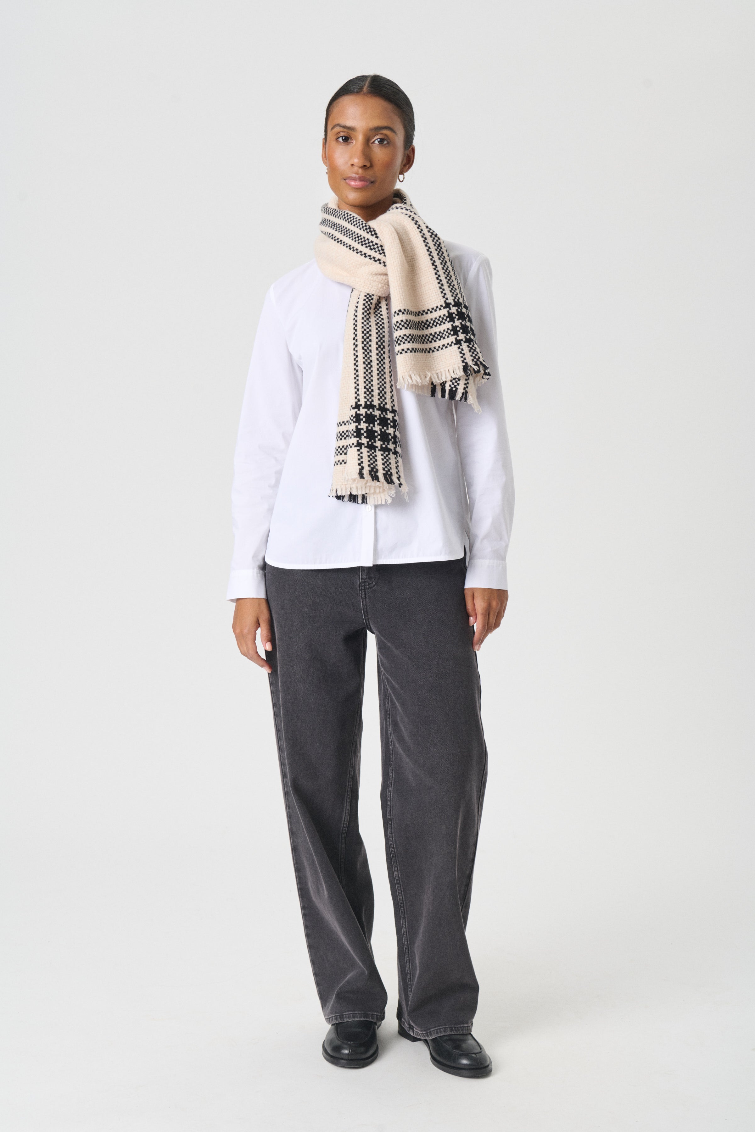 2025FW - Part Two - Foulard - Vanya