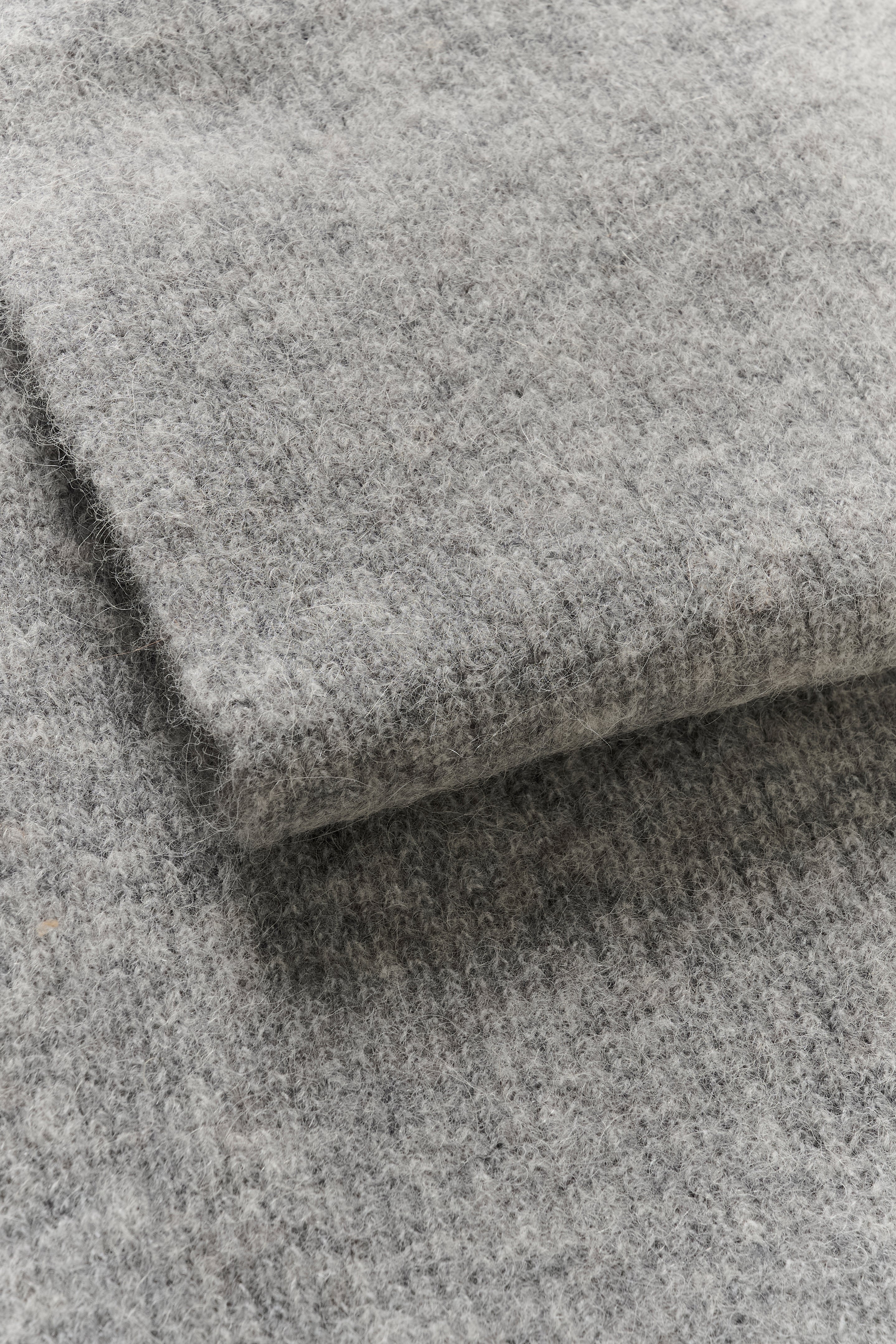 2026FW - Part Two - Foulard - Svea (Choix de 3 couleurs)