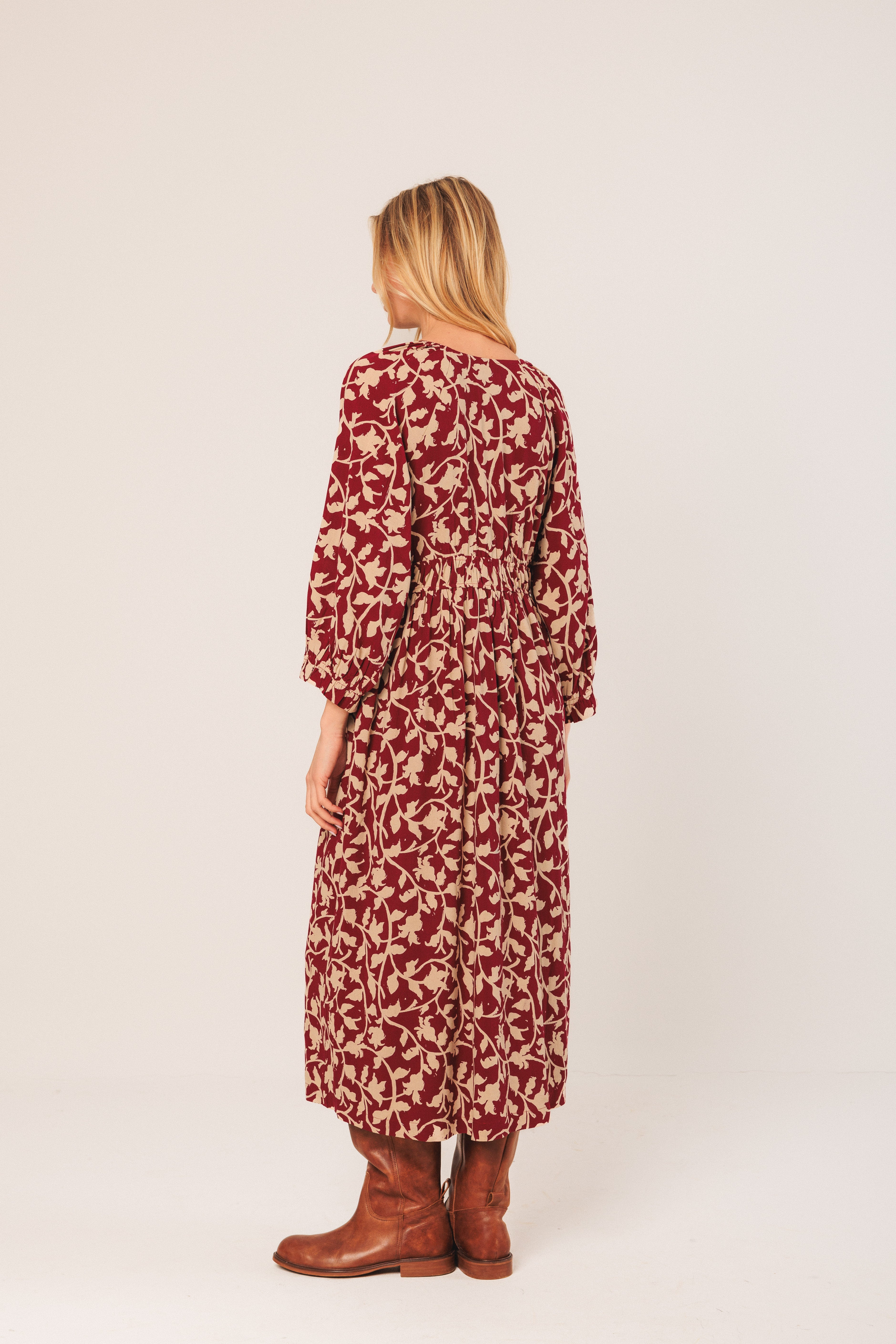 2025FW - Indi & Cold - Robe