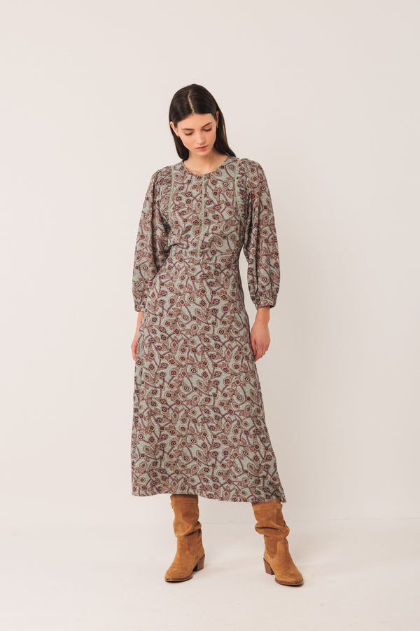 2025FW - Indi & Cold - Robe
