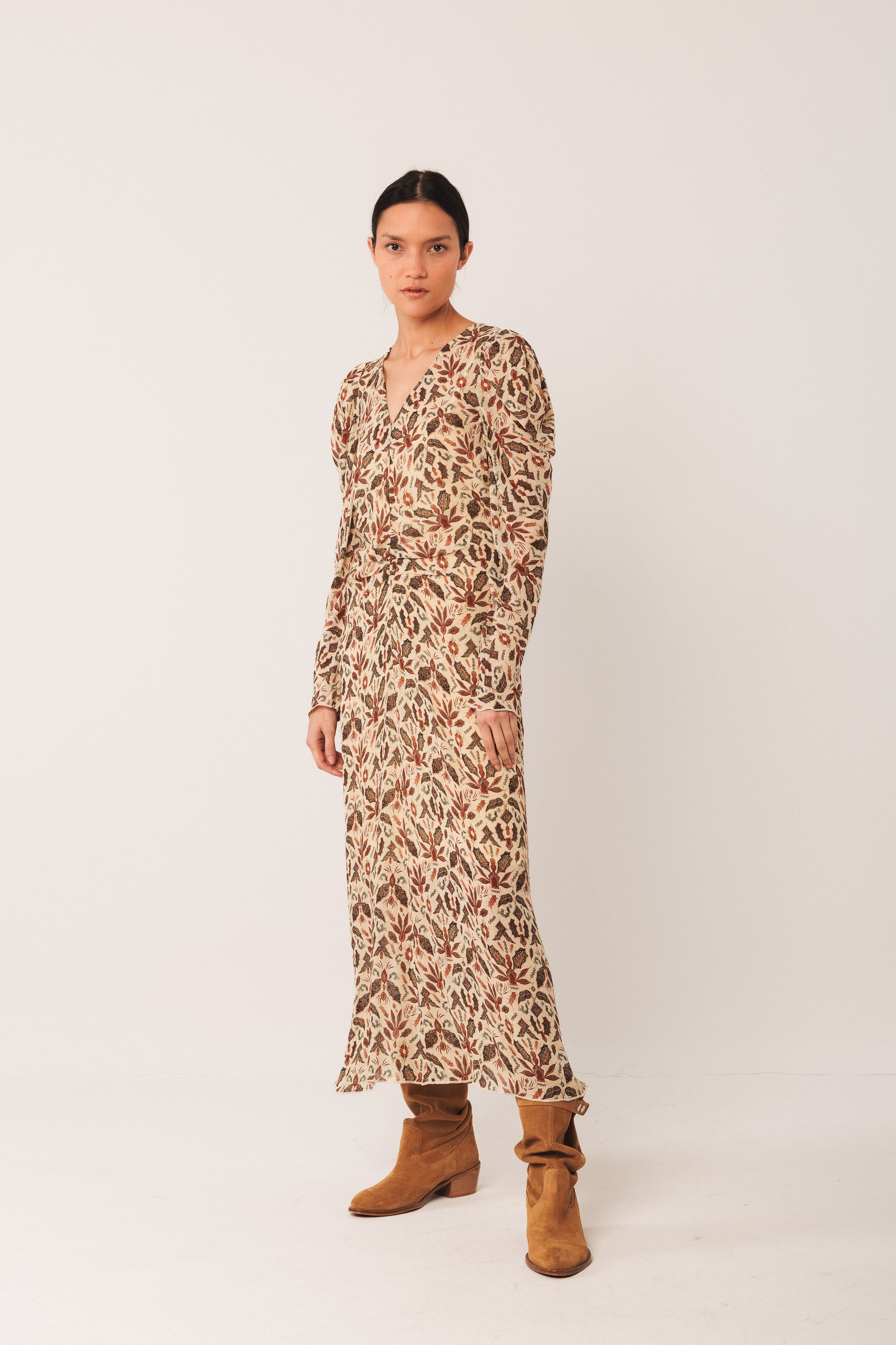 2025FW - Indi & Cold - Robe