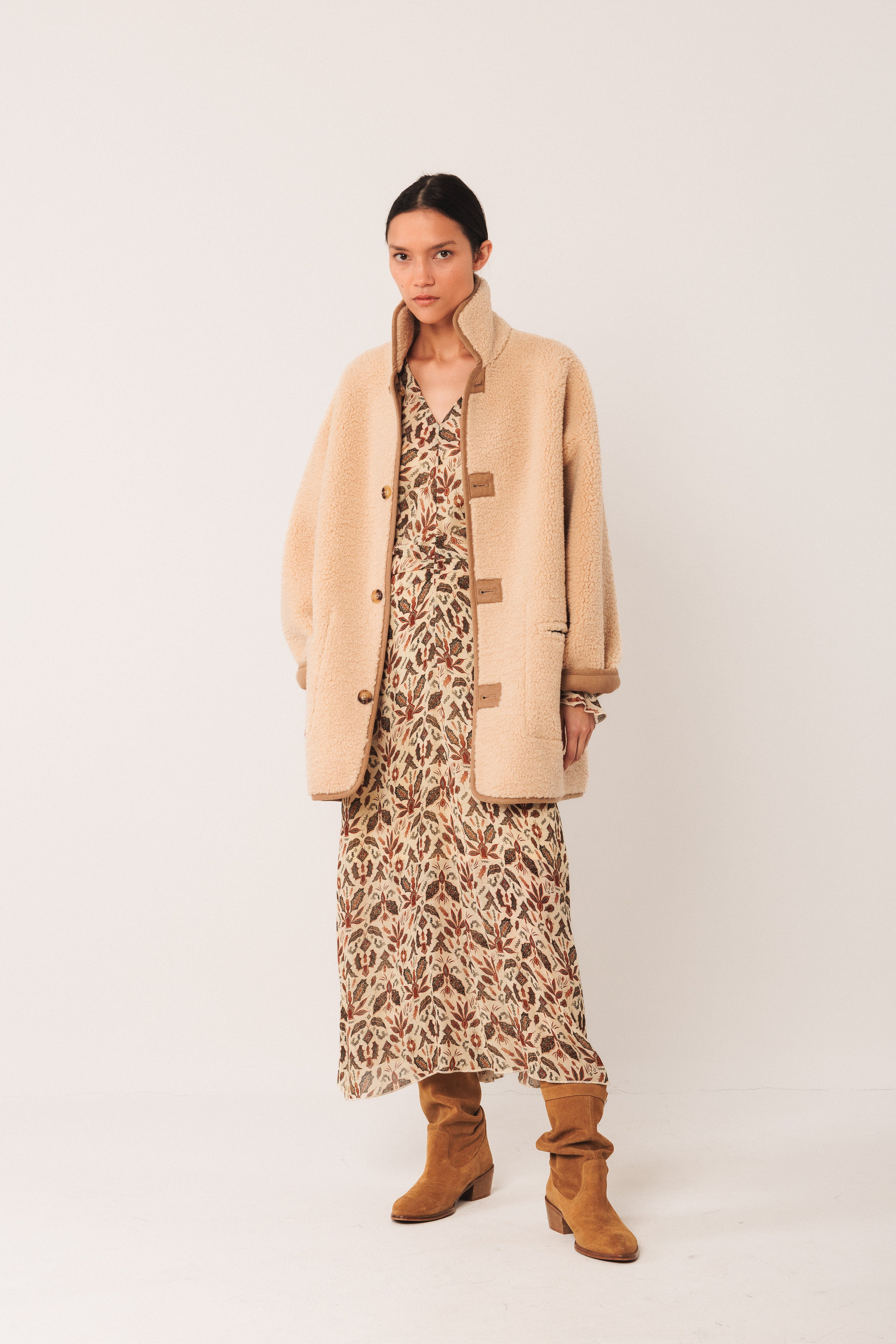2025FW - Indi & Cold - Robe