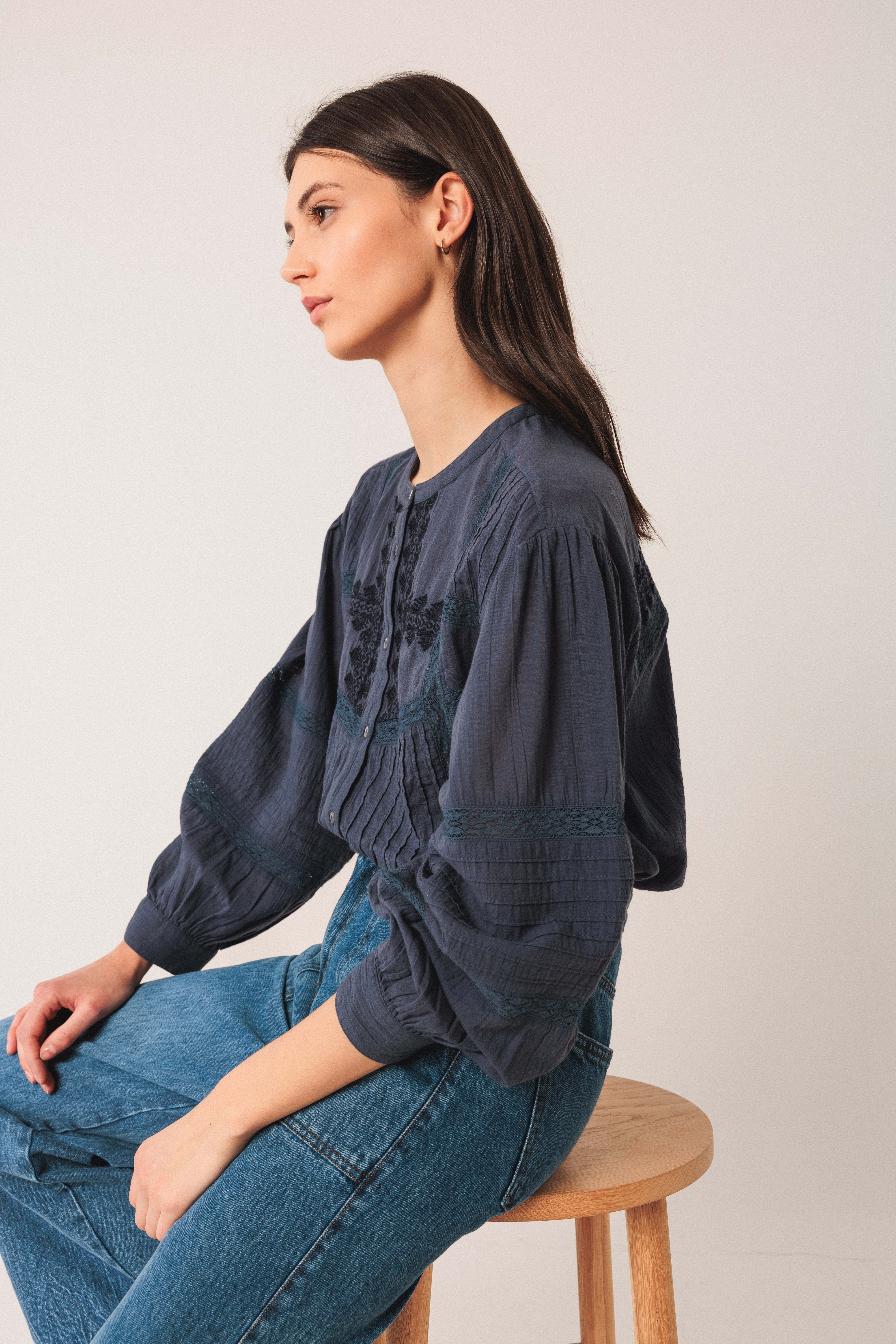 2025FW - Indi & Cold - Chemise