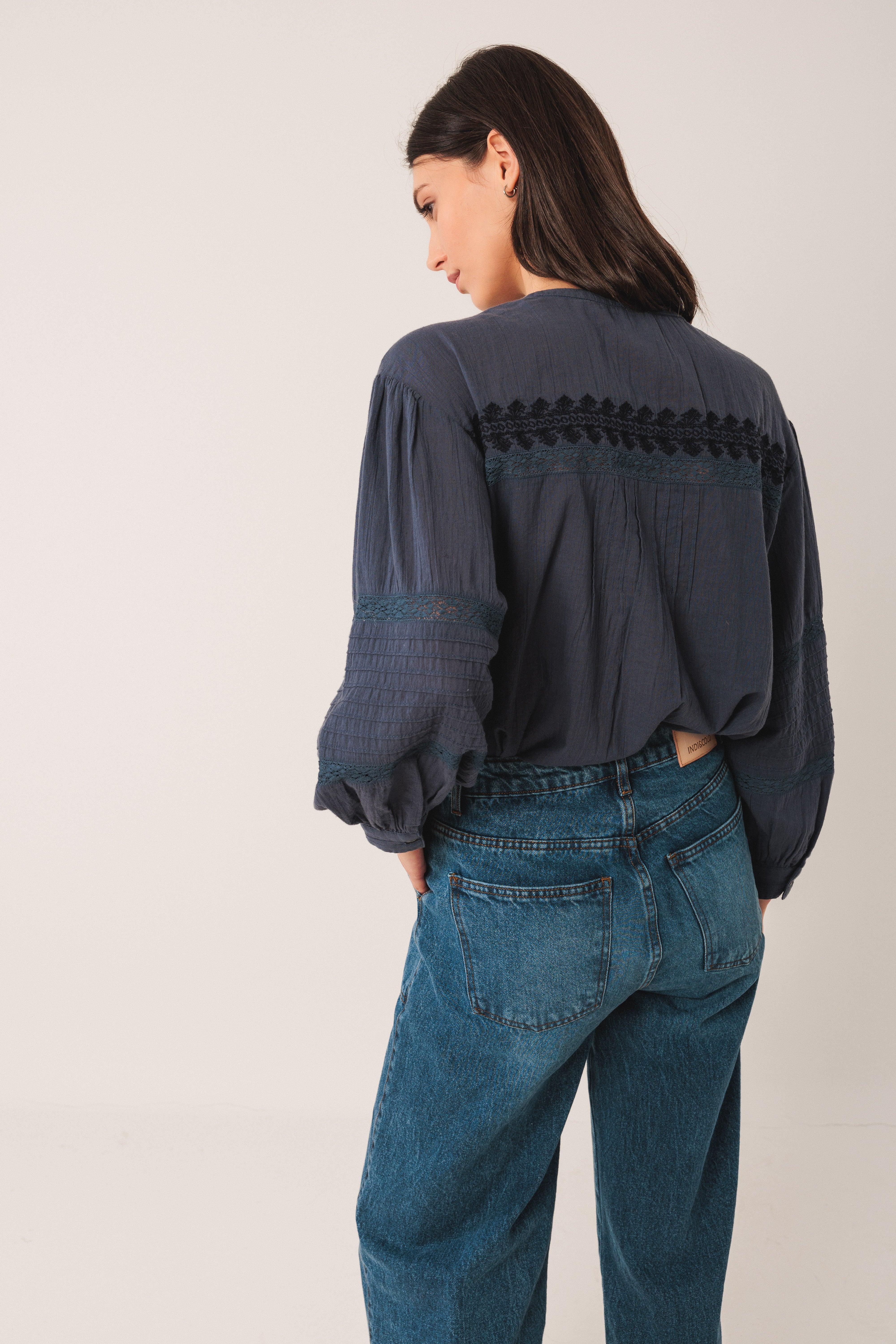 2025FW - Indi & Cold - Chemise